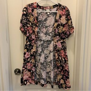 h&m short sleeved floral robe